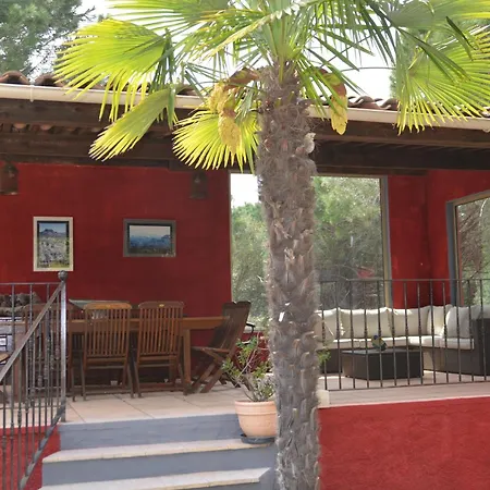 Les Mayombes Bed & Breakfast