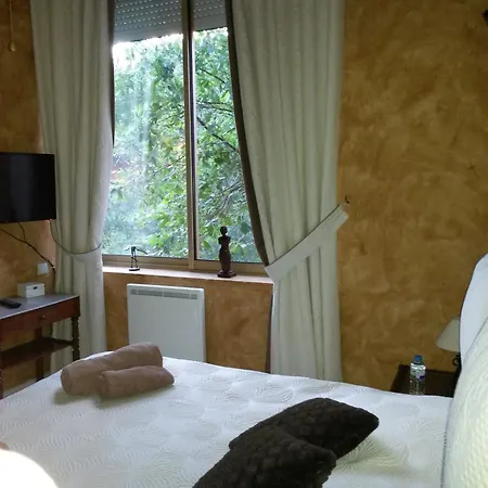Bed & Breakfast Les Mayombes 3*