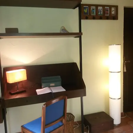 Les Mayombes Couette-café Roquebrune-sur Argens