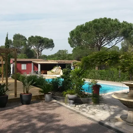 Nocleg ze śniadaniem Les Mayombes