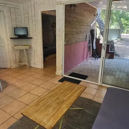Bed & Breakfast Les Mayombes 3*