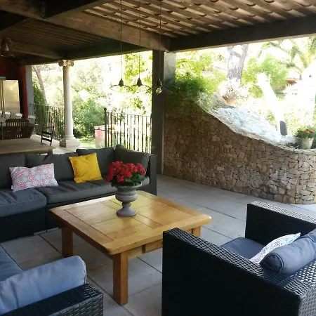 Couette-café Les Mayombes Roquebrune-sur Argens