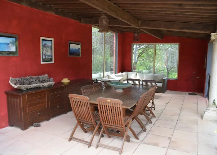 Les Mayombes Roquebrune-sur-Argens