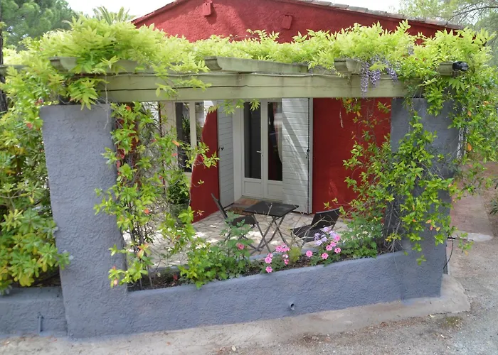 Les Mayombes Bed & Breakfast