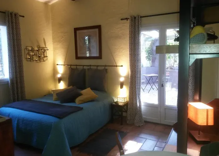 Les Mayombes Roquebrune-sur-Argens