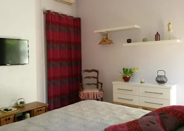 Les Mayombes Bed & Breakfast