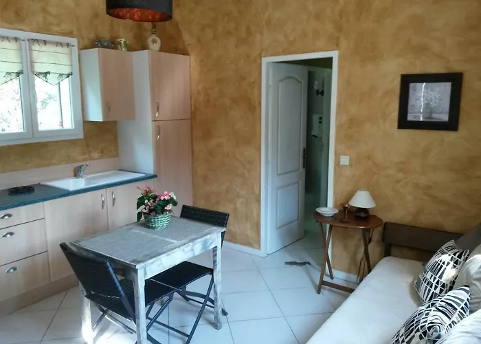 Les Mayombes Bed & Breakfast